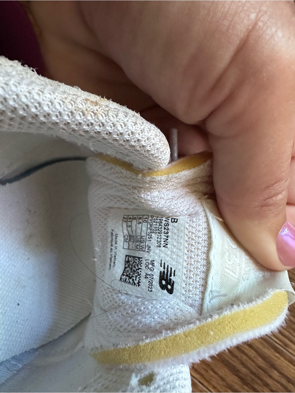 New Balance White Women's Athletic Sneakers - Picture 7 of 8